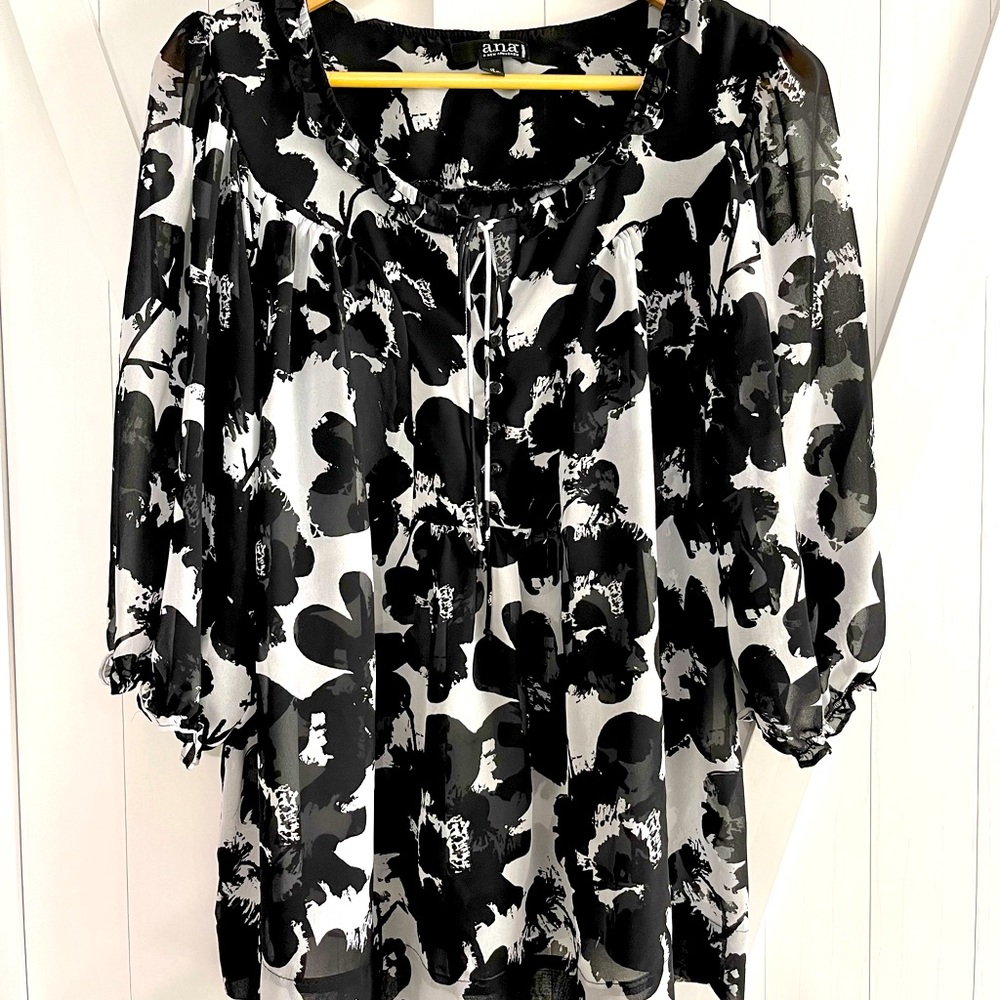 Black and white floral blouse top